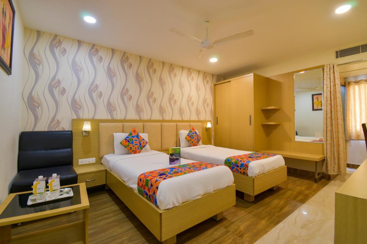 Hotel Raintr33 Χιντεραμπάντ Εξωτερικό φωτογραφία