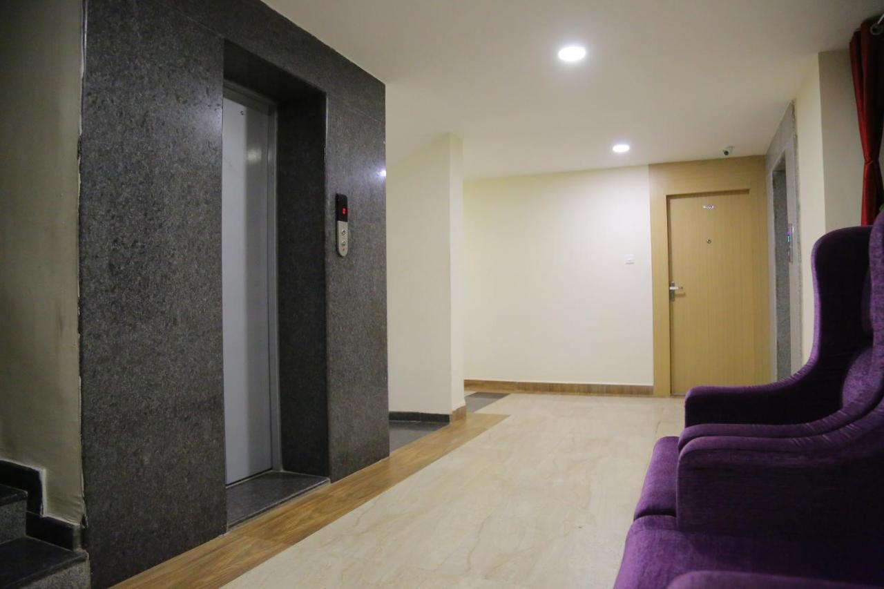Hotel Raintr33 Χιντεραμπάντ Εξωτερικό φωτογραφία