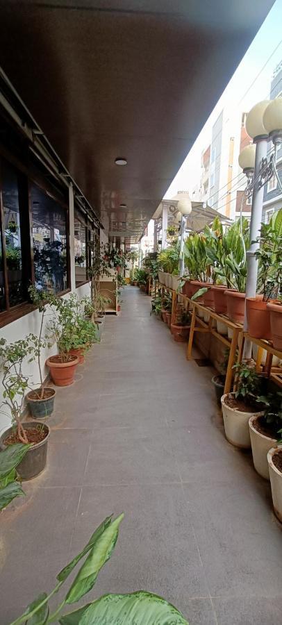 Hotel Raintr33 Χιντεραμπάντ Εξωτερικό φωτογραφία